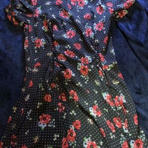 Dresses! Floral. Collared. Gorgeous